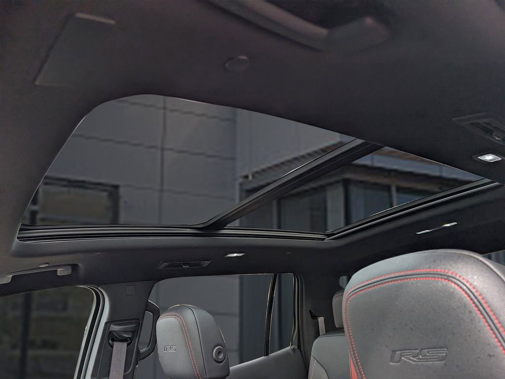 Used 2025 Chevrolet Traverse RS w/ LPO, Floor Liner Package image 20