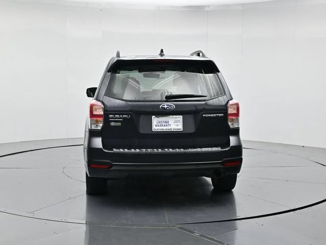 Used 2018 Subaru Forester 2.5i Touring w/ Popular Package #3B AWD/4WD image 8