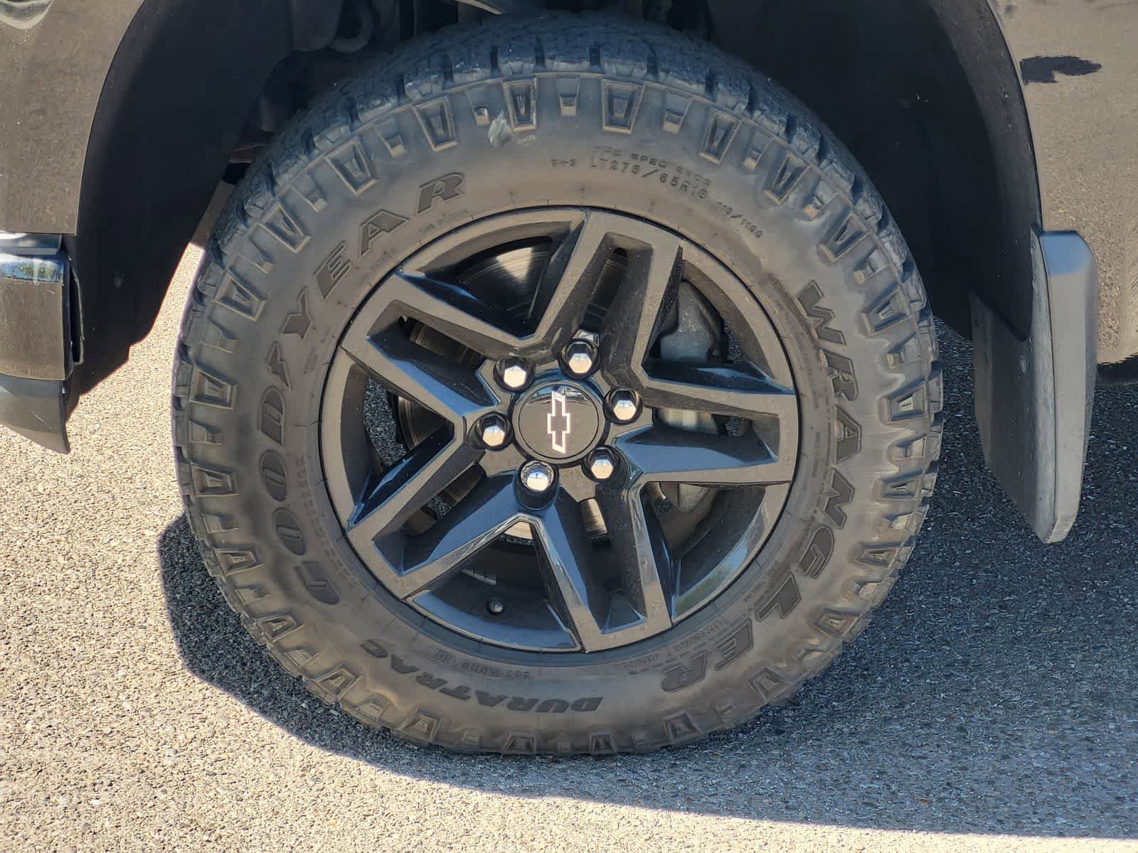 Used 2019 Chevrolet Silverado 1500 LT Trail Boss AWD/4WD image 9