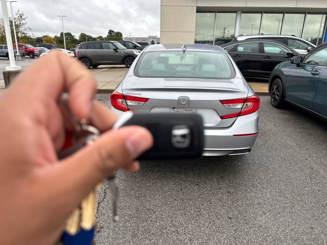 Used 2020 Honda Accord LX image 5