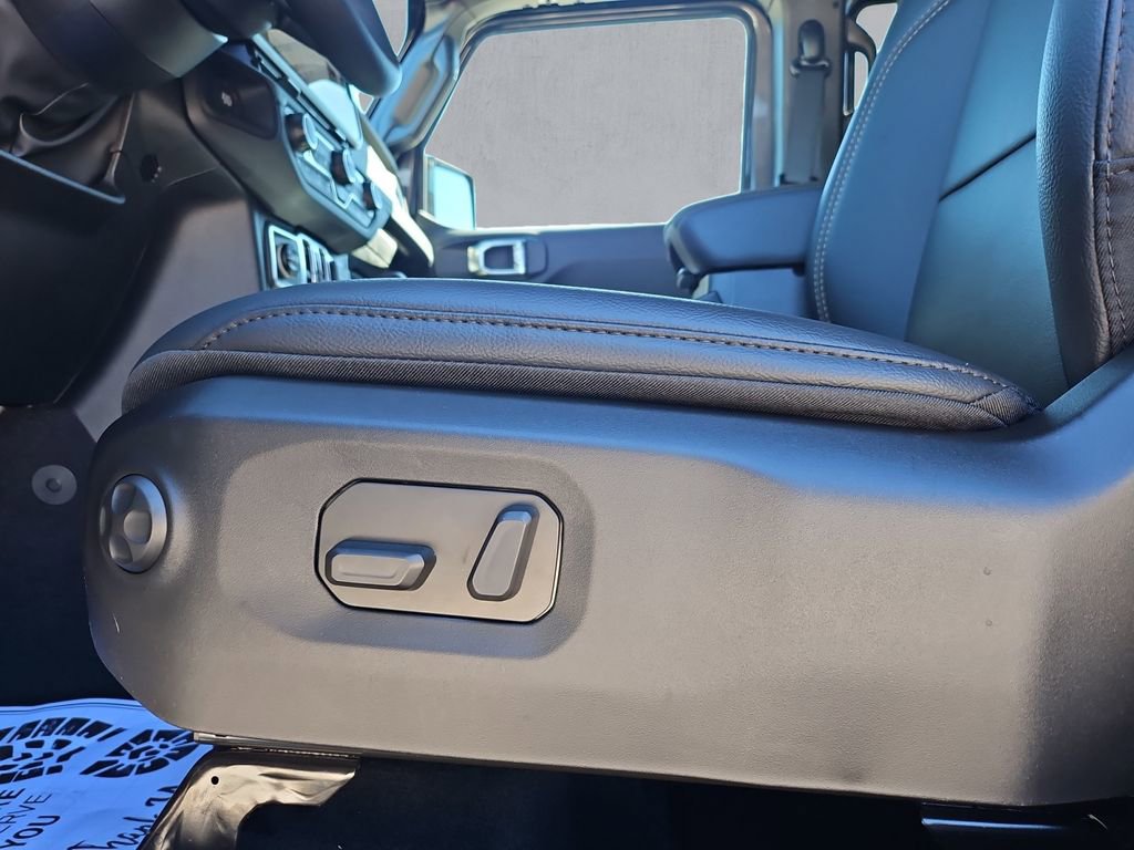 New 2026 Jeep Wrangler Sahara image 16