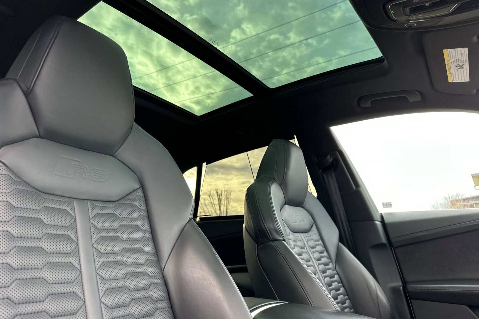 Used 2023 Audi RS Q8 image 18