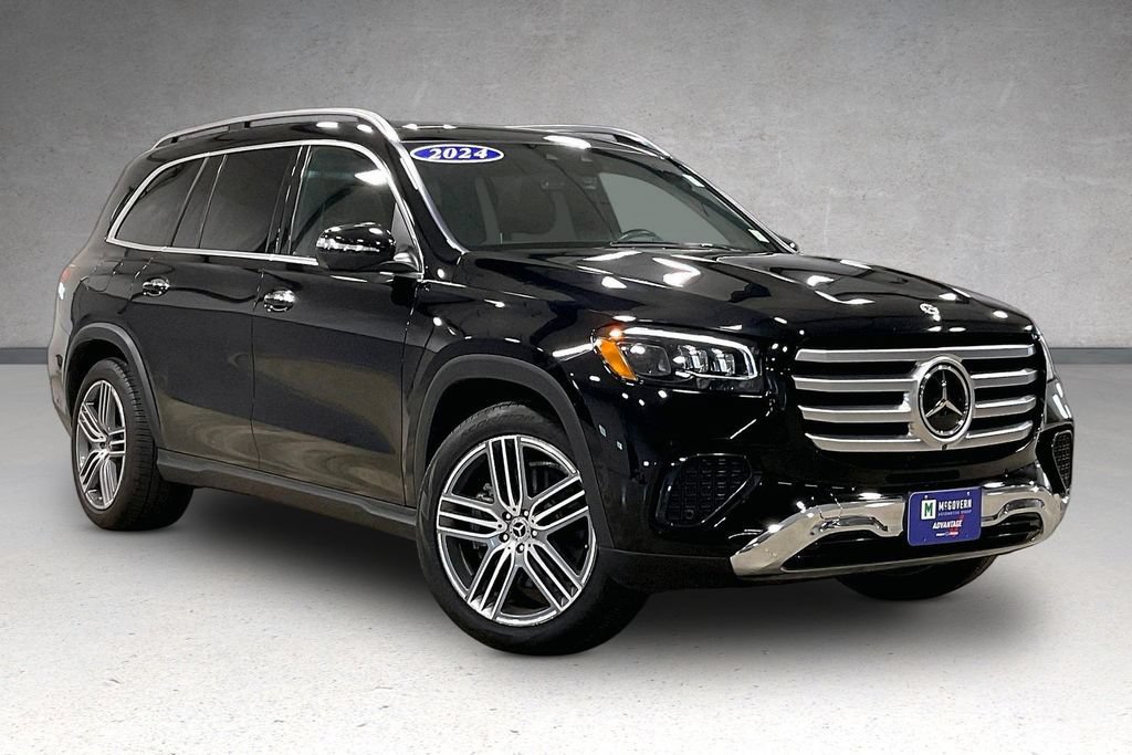 Used 2024 Mercedes-Benz GLS 450 4MATIC image 3