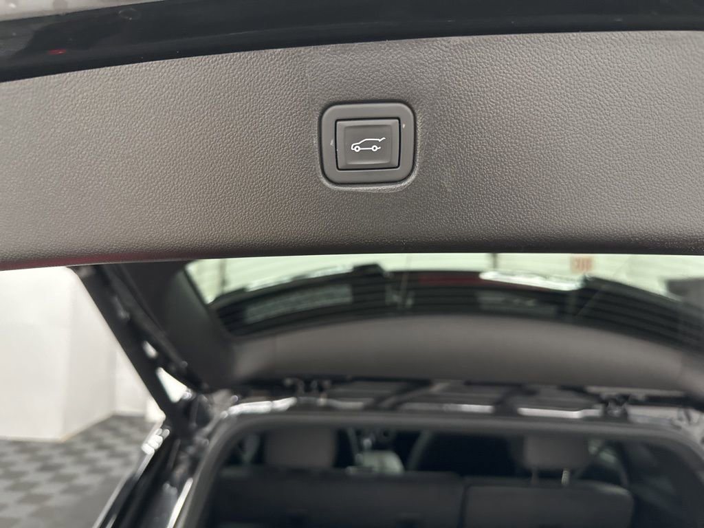 Used 2024 Chevrolet Blazer Premier w/ Enhanced Convenience Package image 38