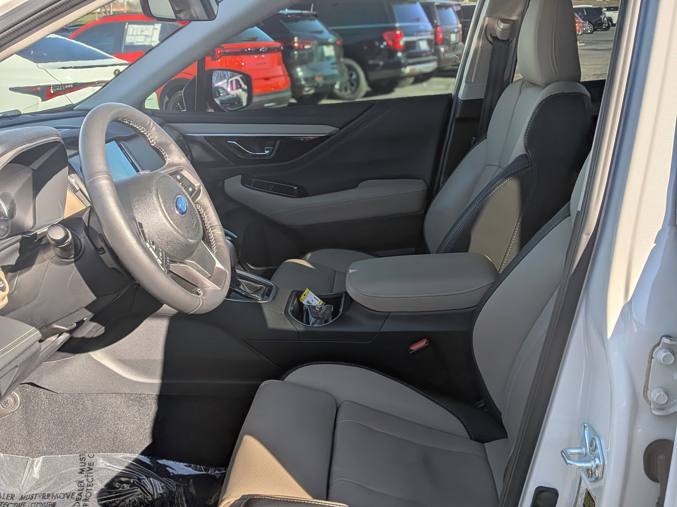 Used 2025 Subaru Outback Limited image 16