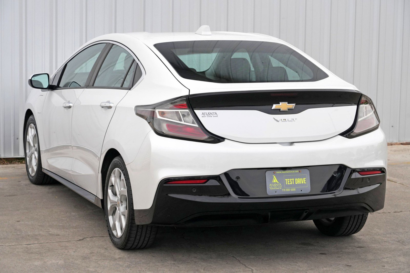 Used 2017 Chevrolet Volt Premier w/ Driver Confidence II Package image 48