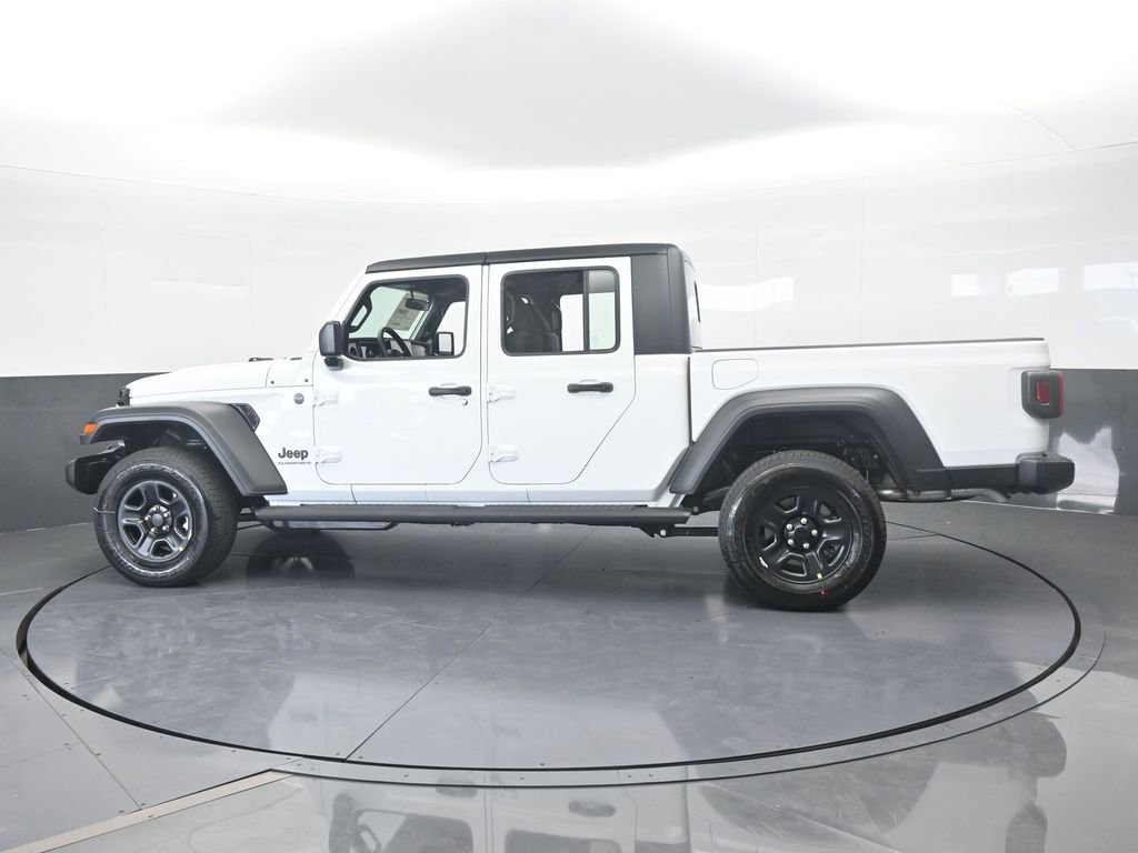 New 2026 Jeep Gladiator Sport AWD/4WD image 3