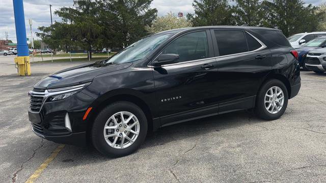 Used 2024 Chevrolet Equinox LT w/ LPO, Floor Liner Package AWD/4WD image 4