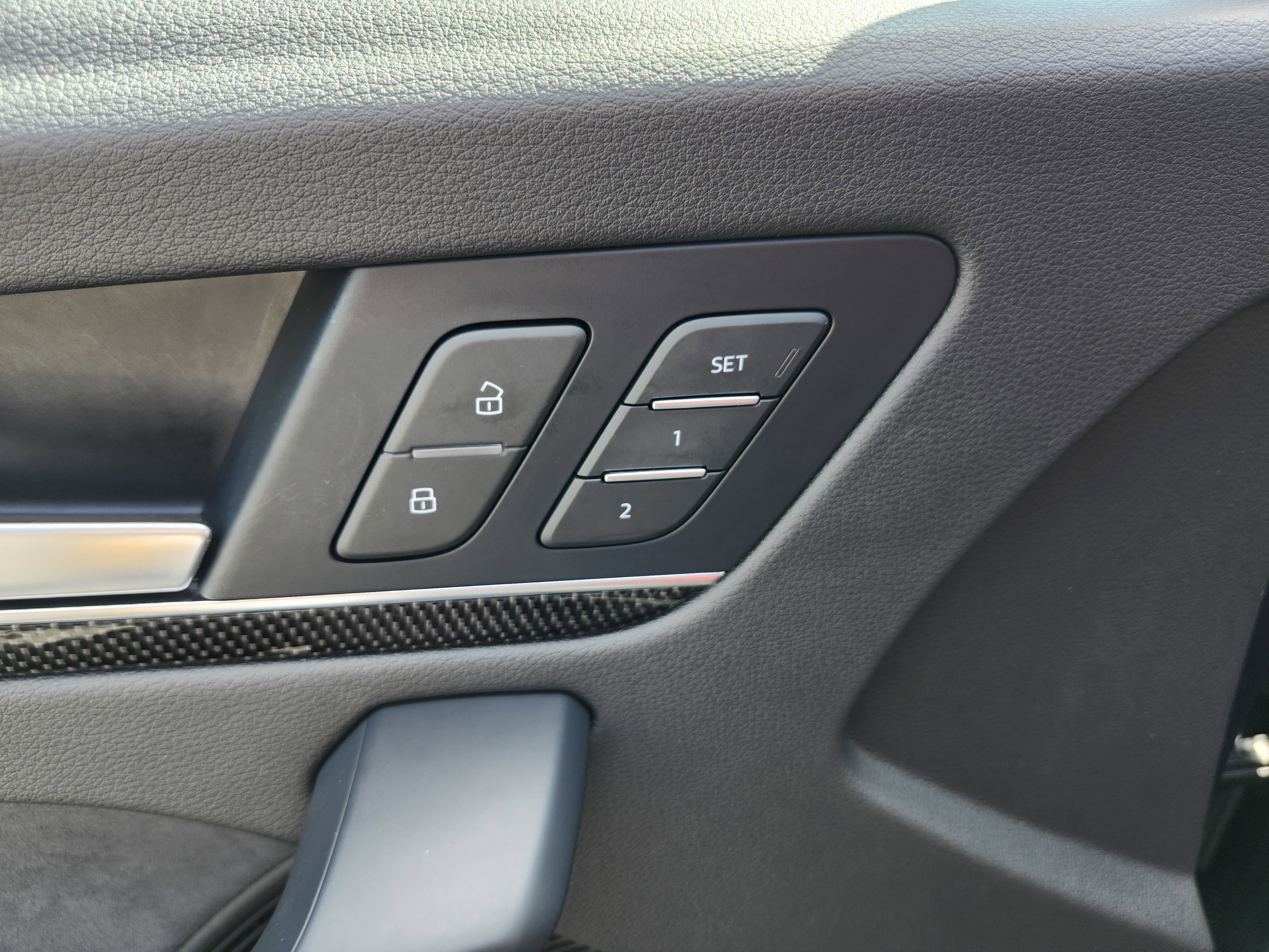 Used 2023 Audi SQ5 Prestige AWD/4WD image 28
