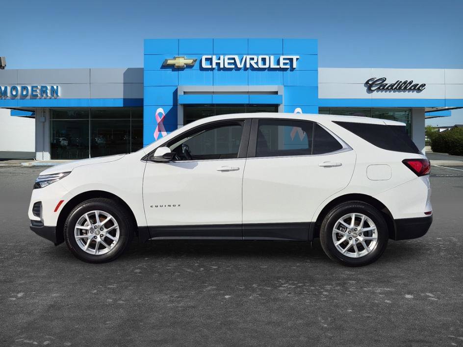Used 2023 Chevrolet Equinox LT AWD/4WD image 2