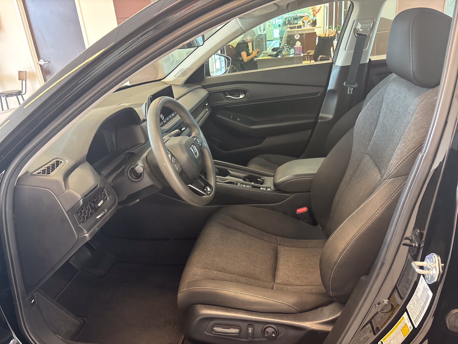 Certified 2023 Honda Accord EX image 12