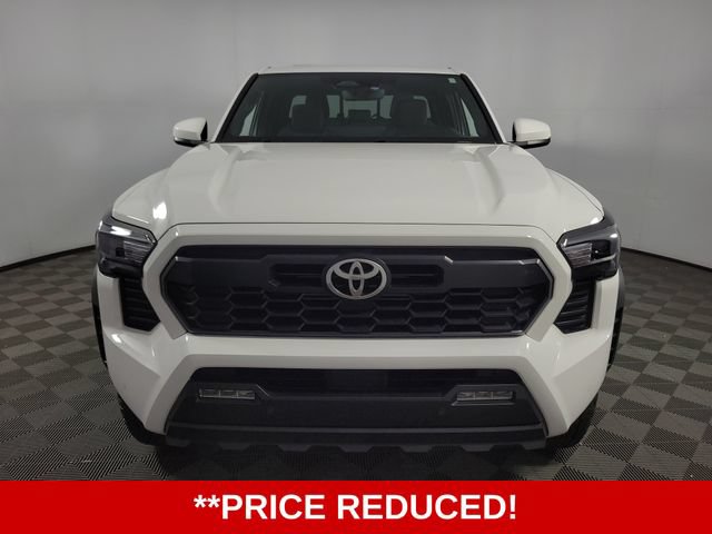 Used 2024 Toyota Tacoma TRD Off-Road w/ TRD Off Road Upgrade Package AWD/4WD image 2