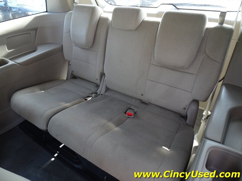 Used 2012 Honda Odyssey LX image 14