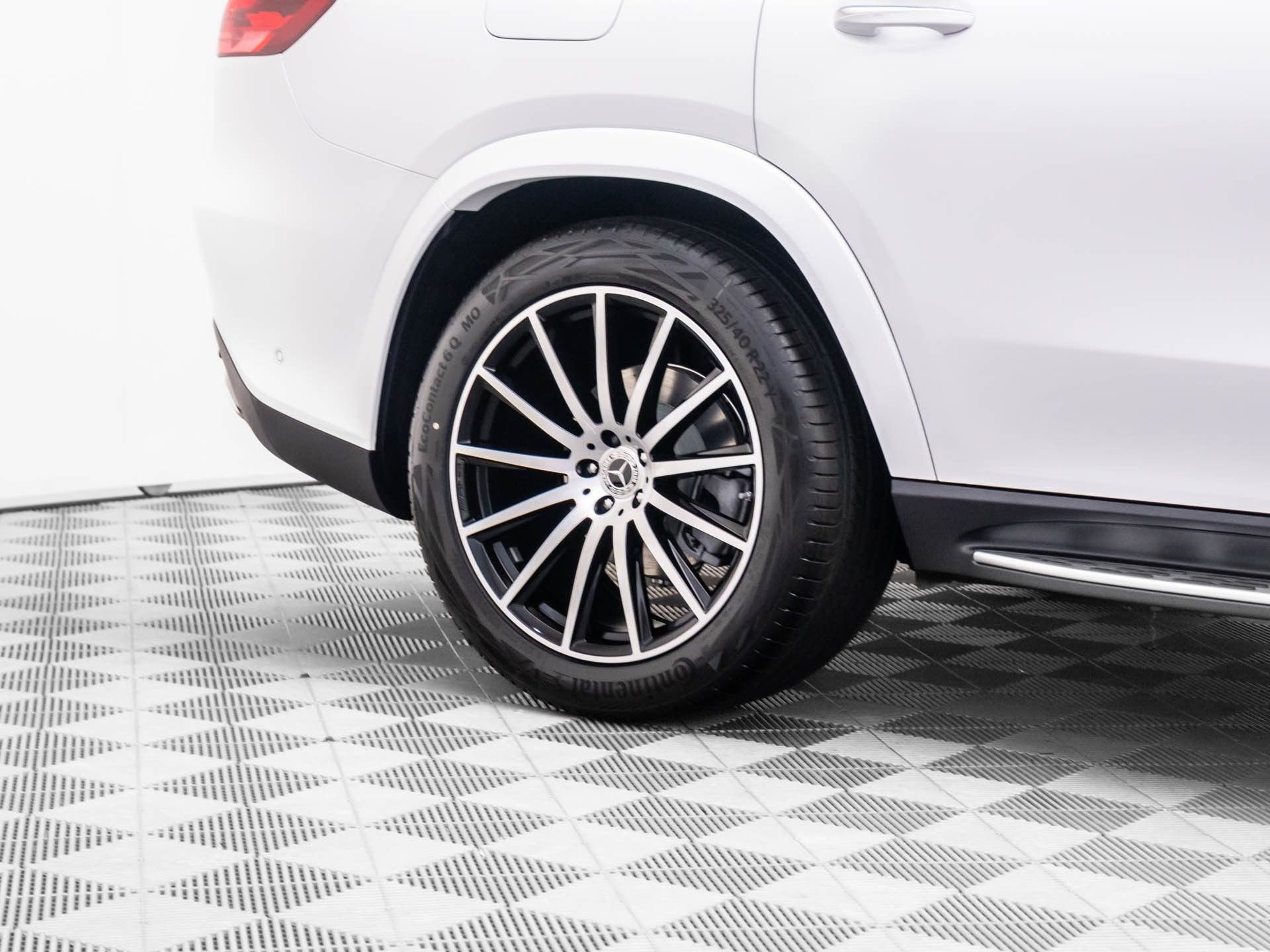 New 2026 Mercedes-Benz GLS 580 4MATIC image 39