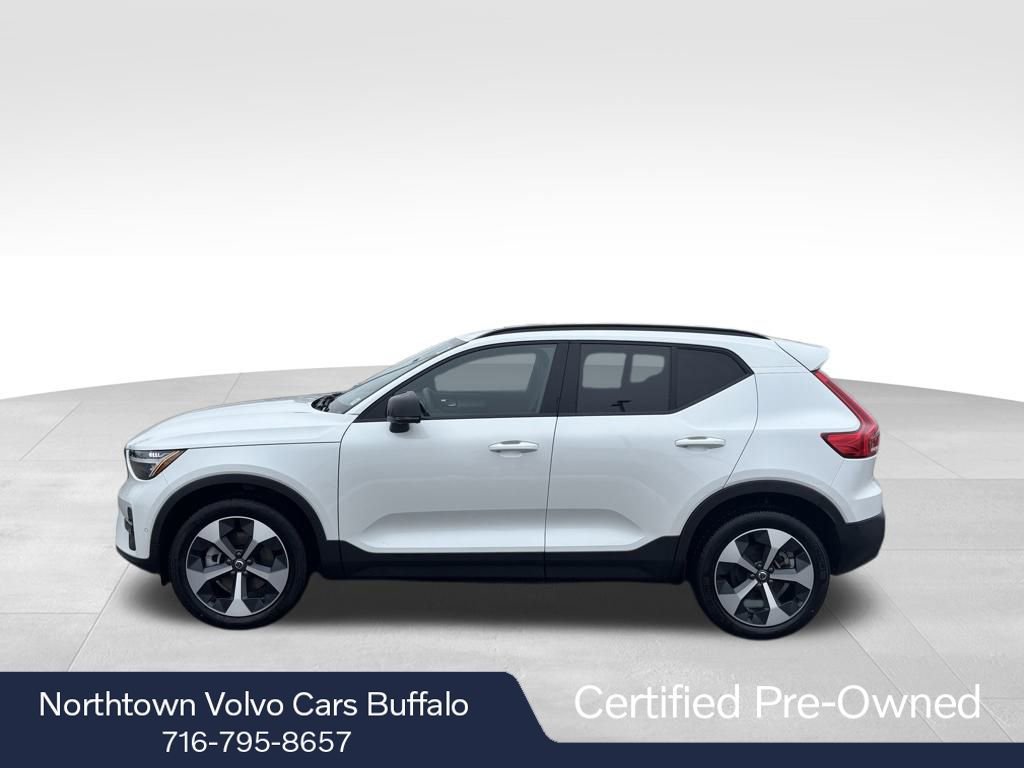 Certified 2026 Volvo XC40 B5 Plus w/ Protection Package Premier image 2