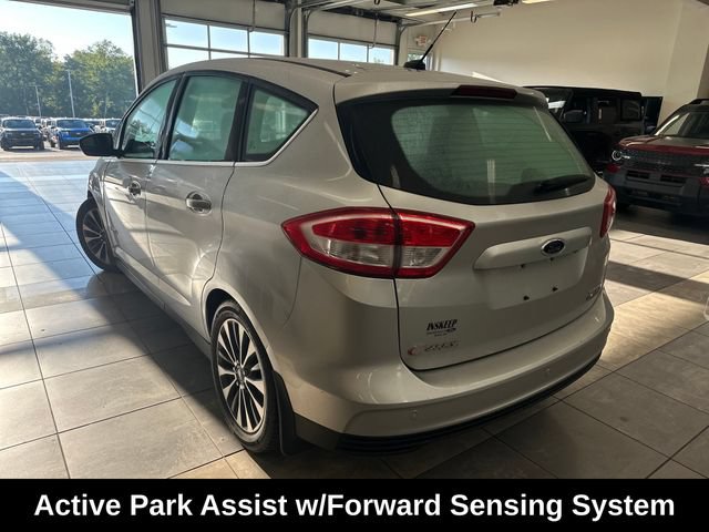Used 2018 Ford C-MAX Titanium w/ Equipment Group 301A FWD image 14