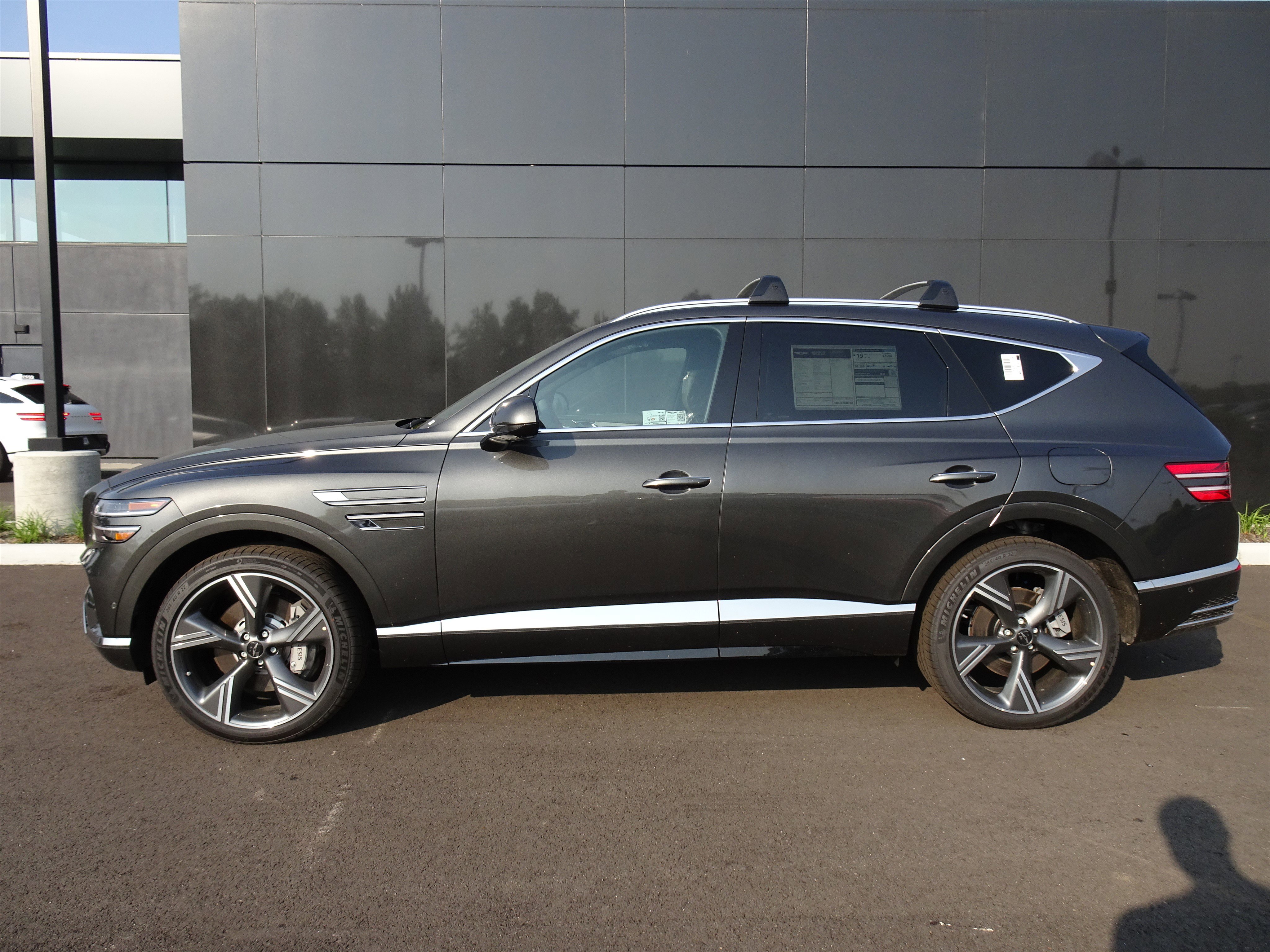 New 2025 Genesis GV80 3.5T Prestige image 2