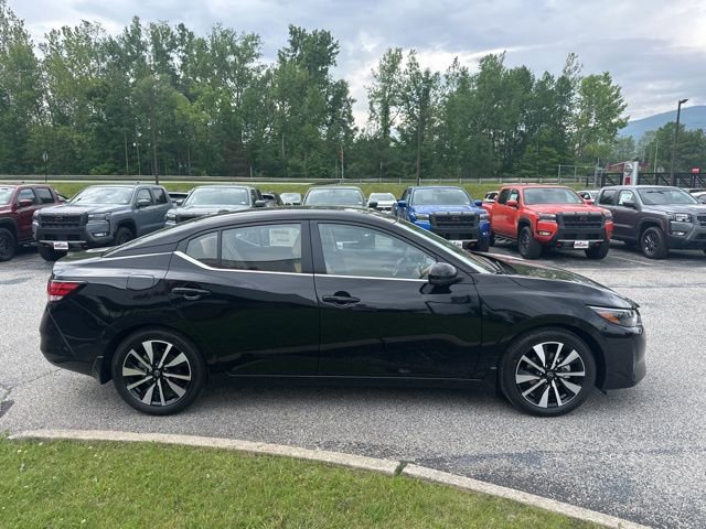 New 2025 Nissan Sentra SV w/ SV Premium Package image 4