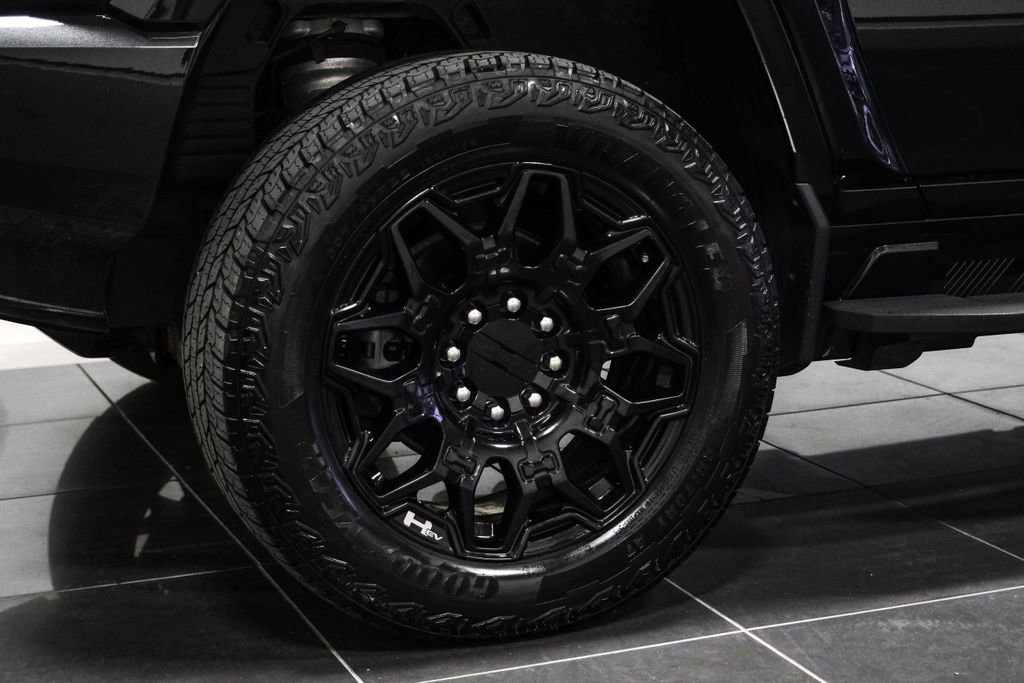 Used 2025 GMC Hummer EV 2X image 54