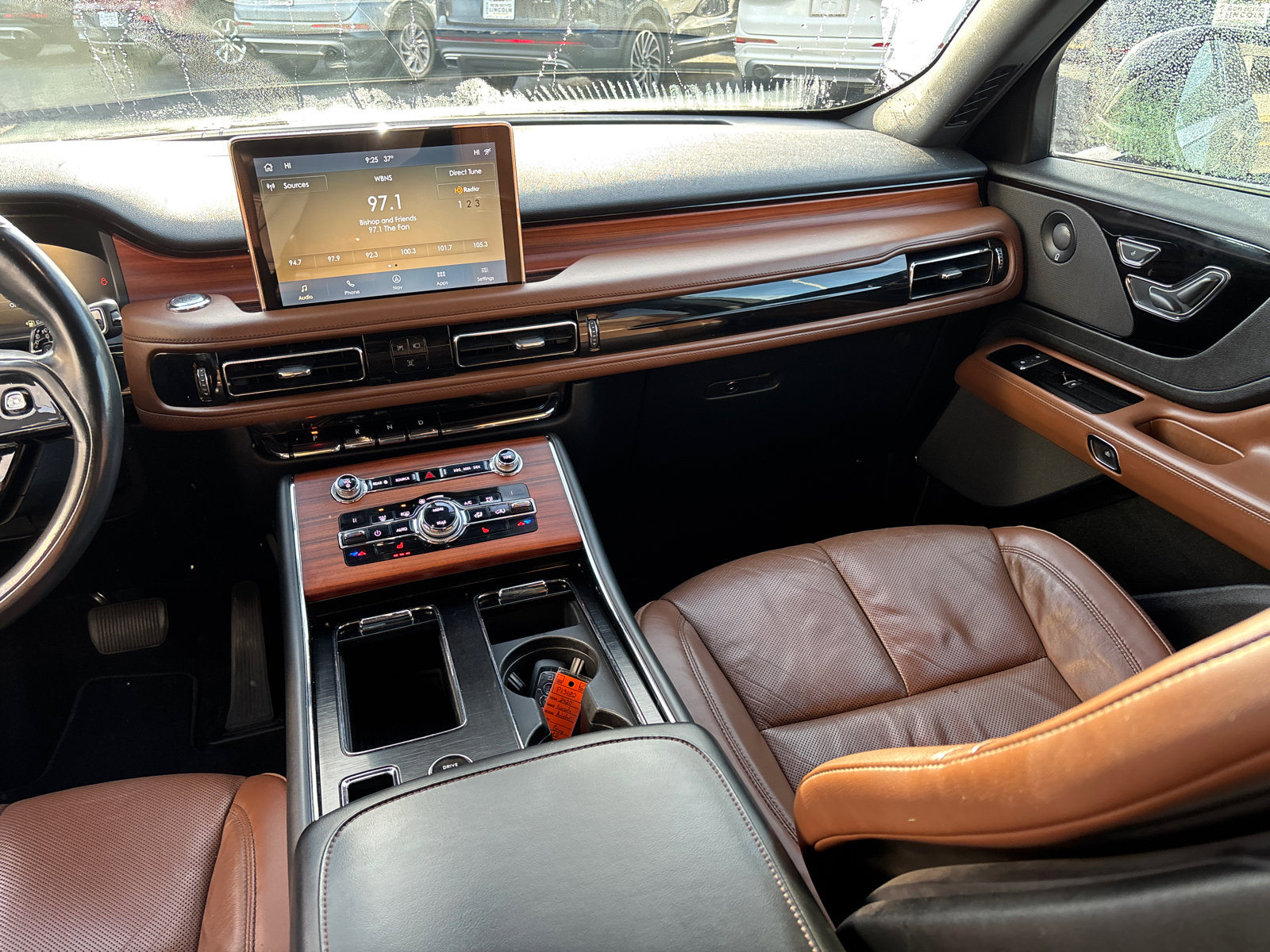 Used 2020 Lincoln Aviator Reserve image 30