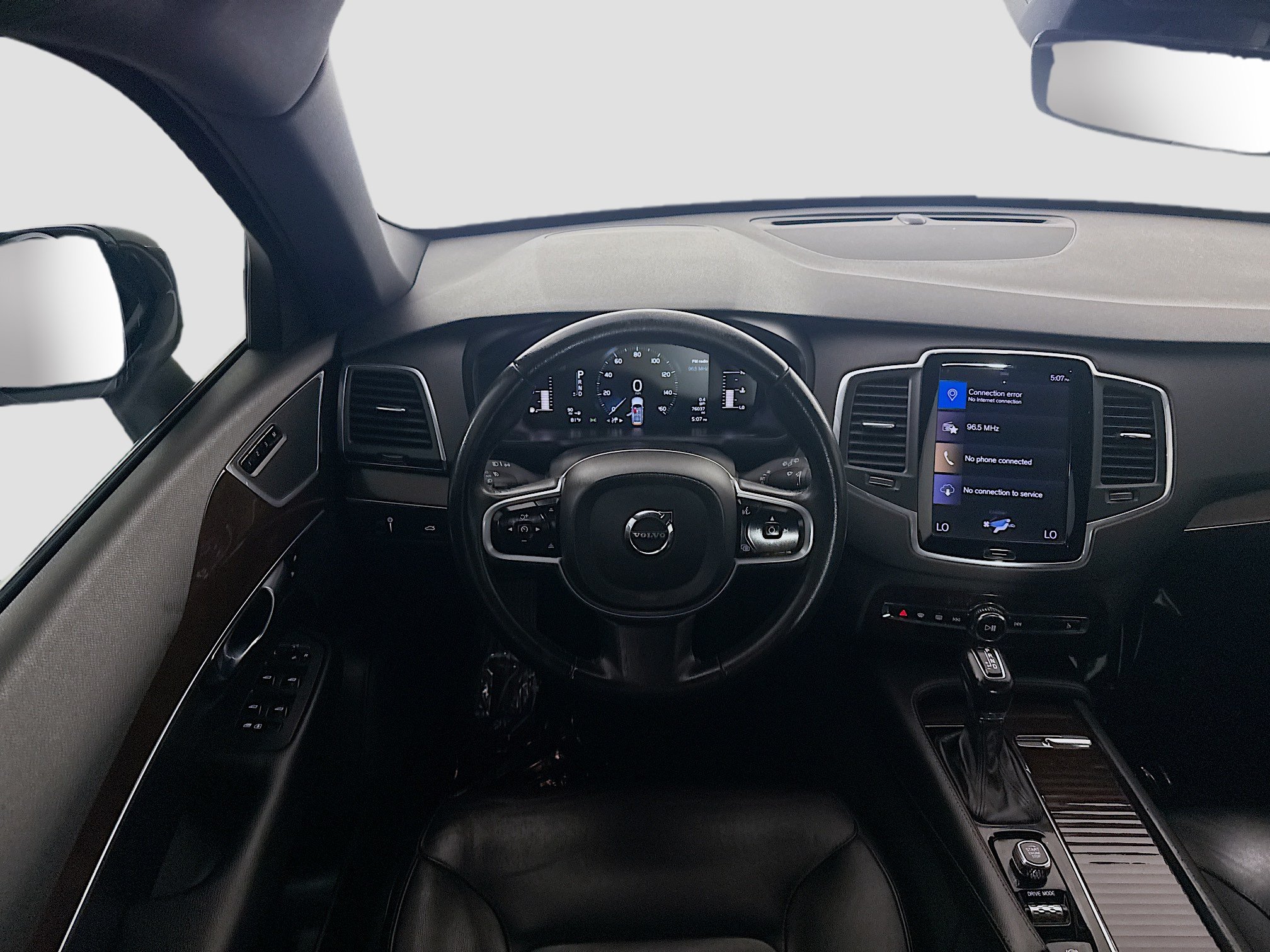 Used 2019 Volvo XC90 T5 Momentum w/ Protection Package Premier FWD image 17
