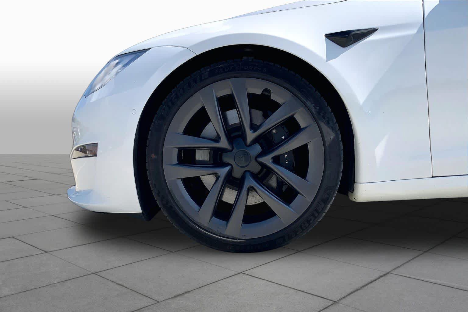 Used 2021 Tesla Model S Plaid AWD/4WD image 10
