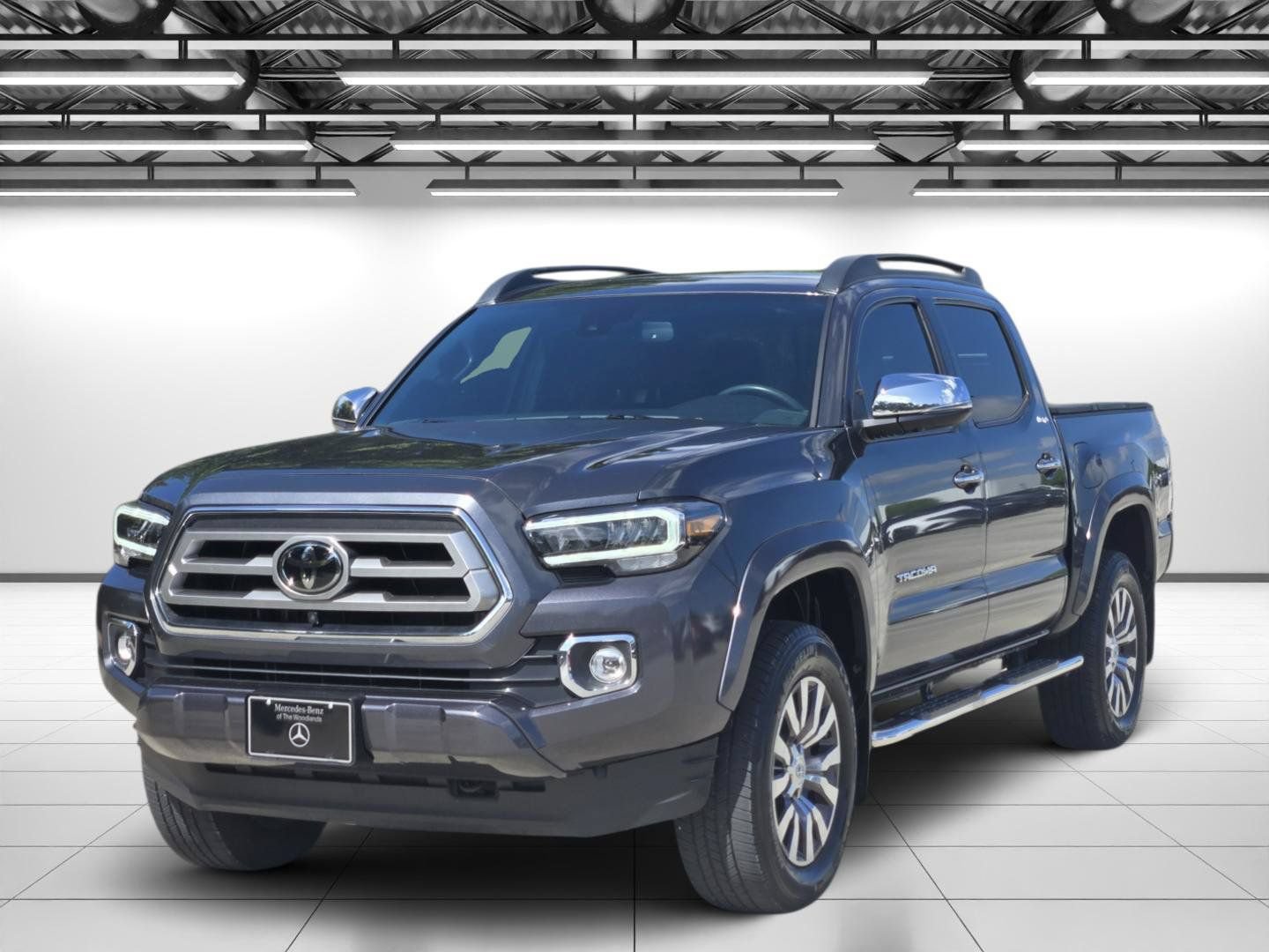 Used 2021 Toyota Tacoma Limited RWD image 5
