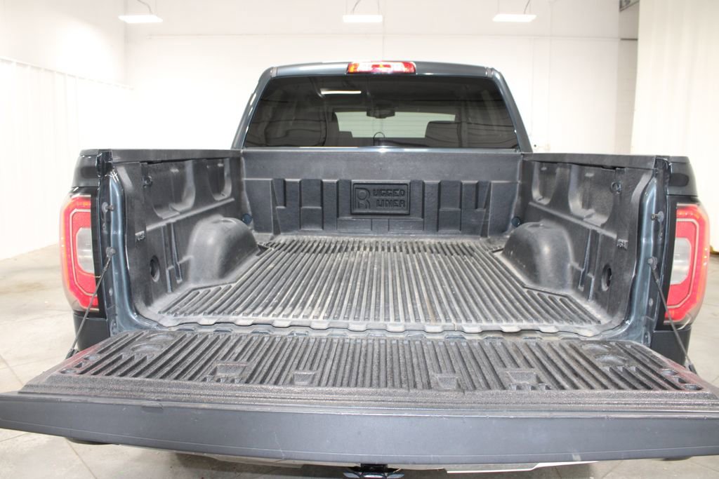 Used 2017 GMC Sierra 1500 SLT w/ SLT Premium Package image 17