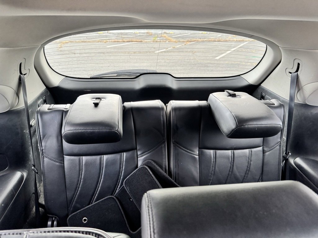 Used 2014 INFINITI QX60 AWD w/ Deluxe Touring Package image 19