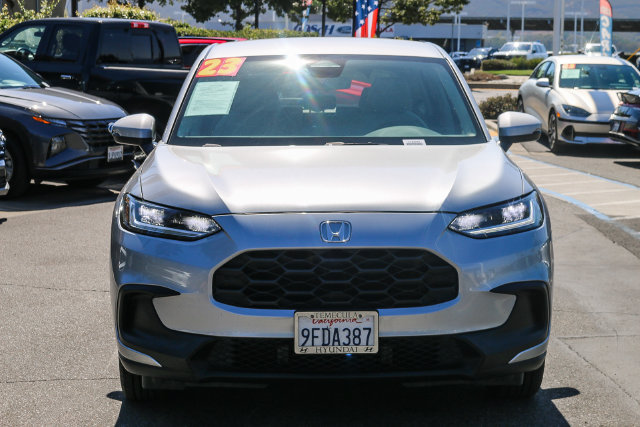 Used 2023 Honda HR-V LX image 2