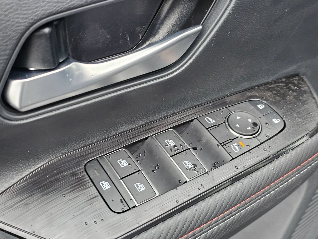 New 2026 Nissan Kicks SR w/ Cold Weather Package AWD/4WD image 29