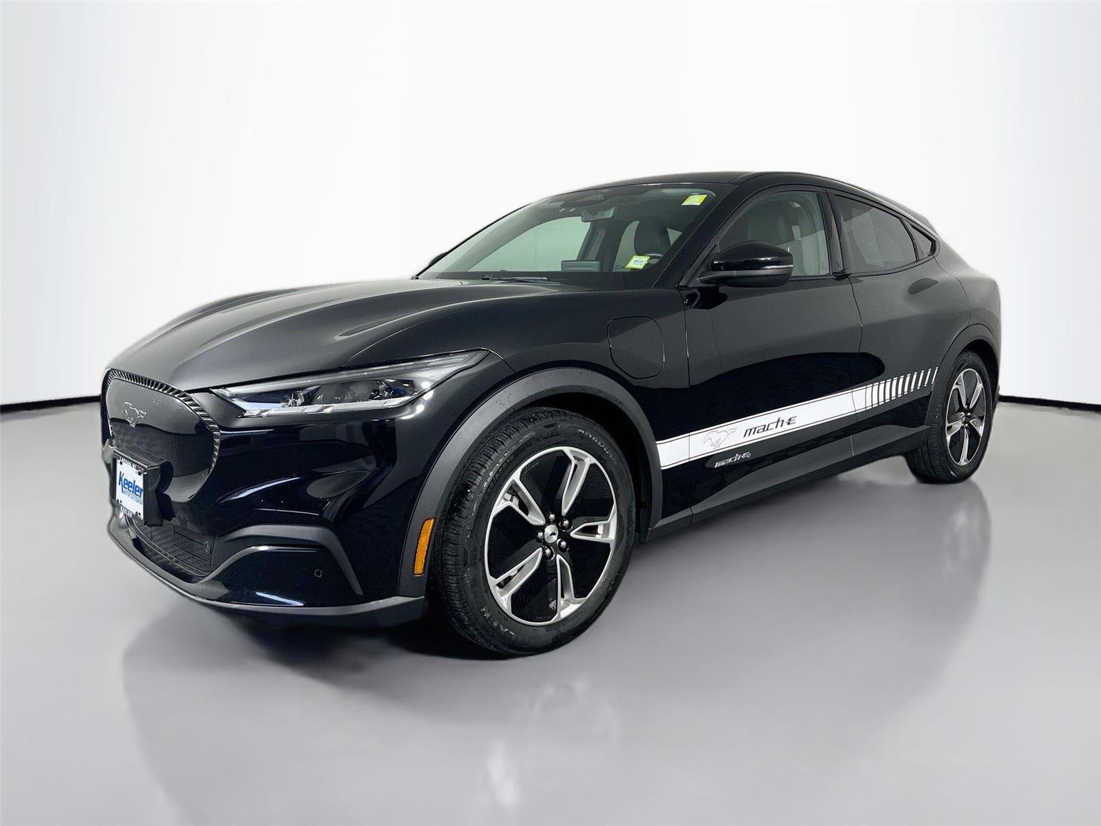 Used 2021 Ford Mustang Mach-E Select w/ Comfort/Appearance Package AWD/4WD image 2