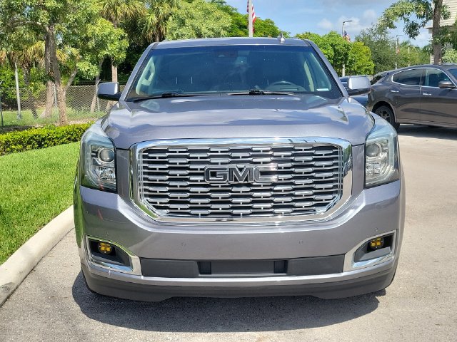 Used 2019 GMC Yukon XL Denali w/ Denali Ultimate Package AWD/4WD image 2