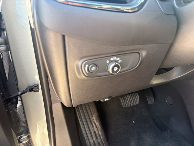 Used 2024 Chevrolet Equinox RS FWD image 21