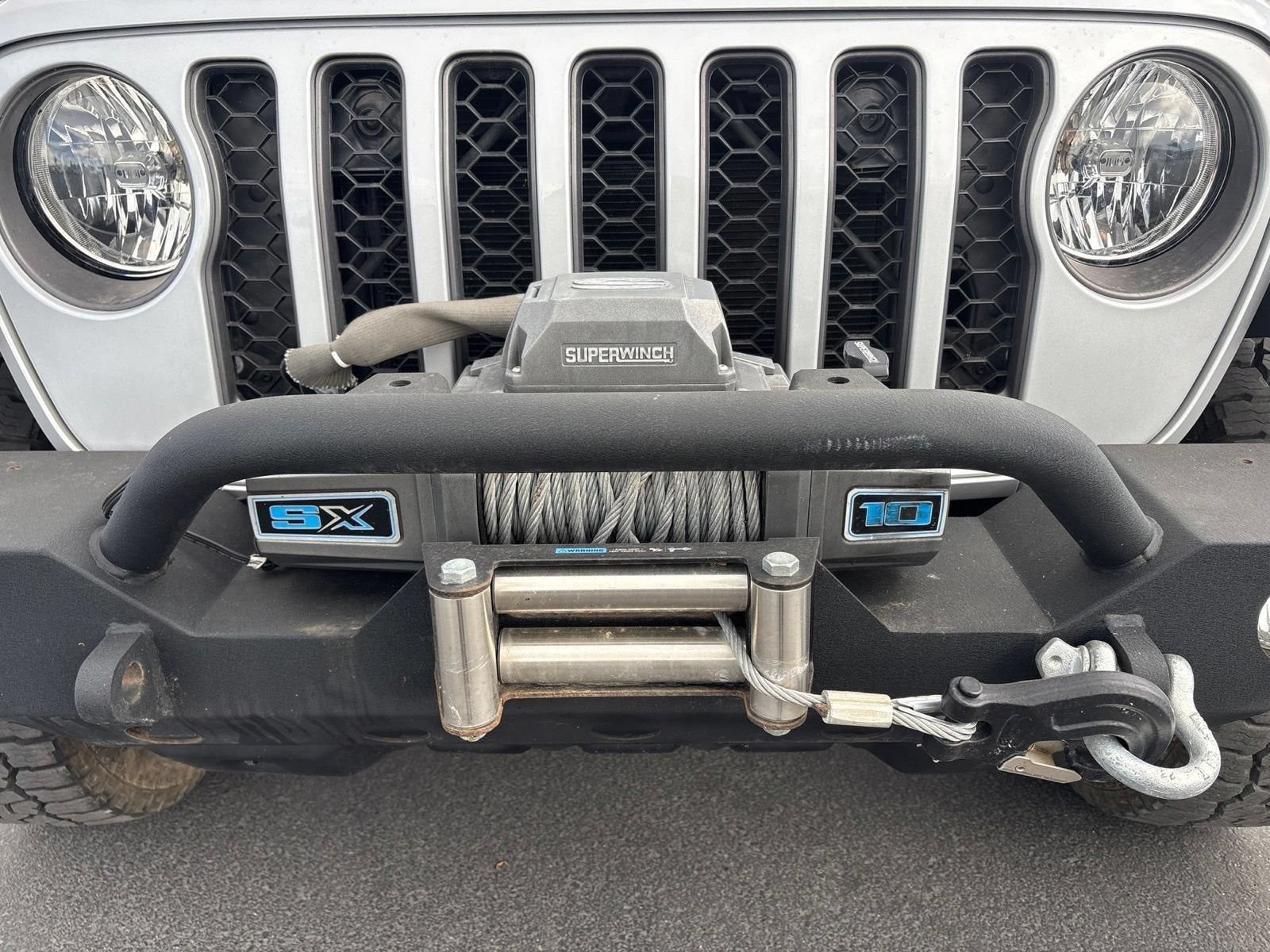 Used 2023 Jeep Gladiator Rubicon w/ Cold Weather Group AWD/4WD image 12