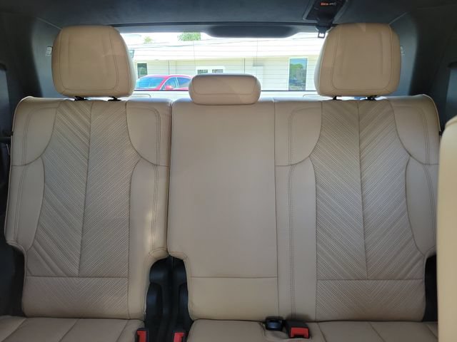 Certified 2025 Cadillac Escalade IQ Sport 2 w/ LPO, ONYX Package AWD/4WD image 14
