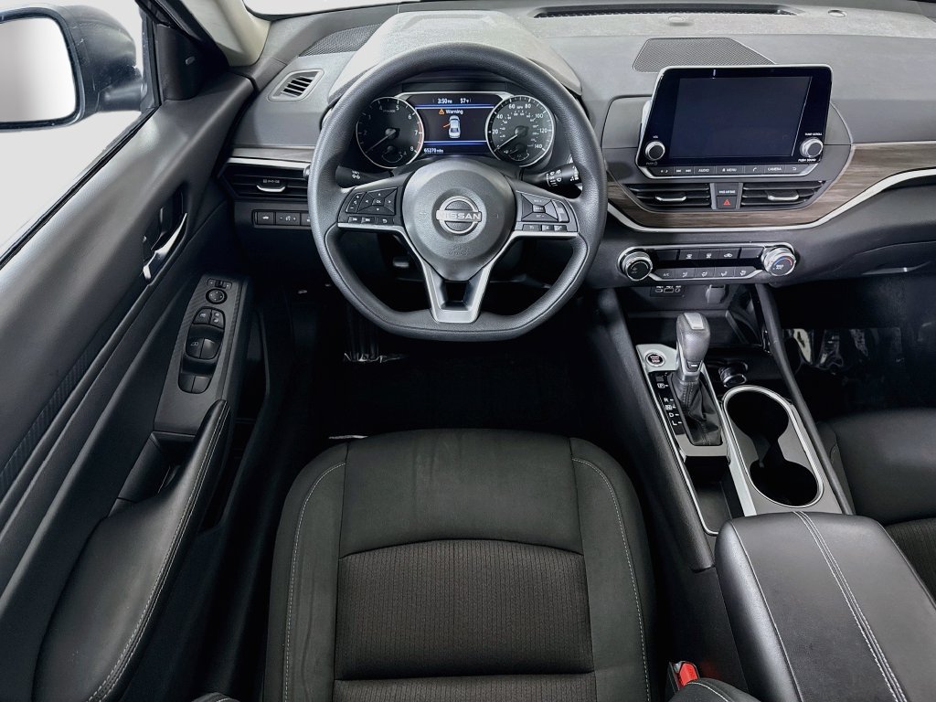 Certified 2024 Nissan Altima 2.5 SV FWD image 4