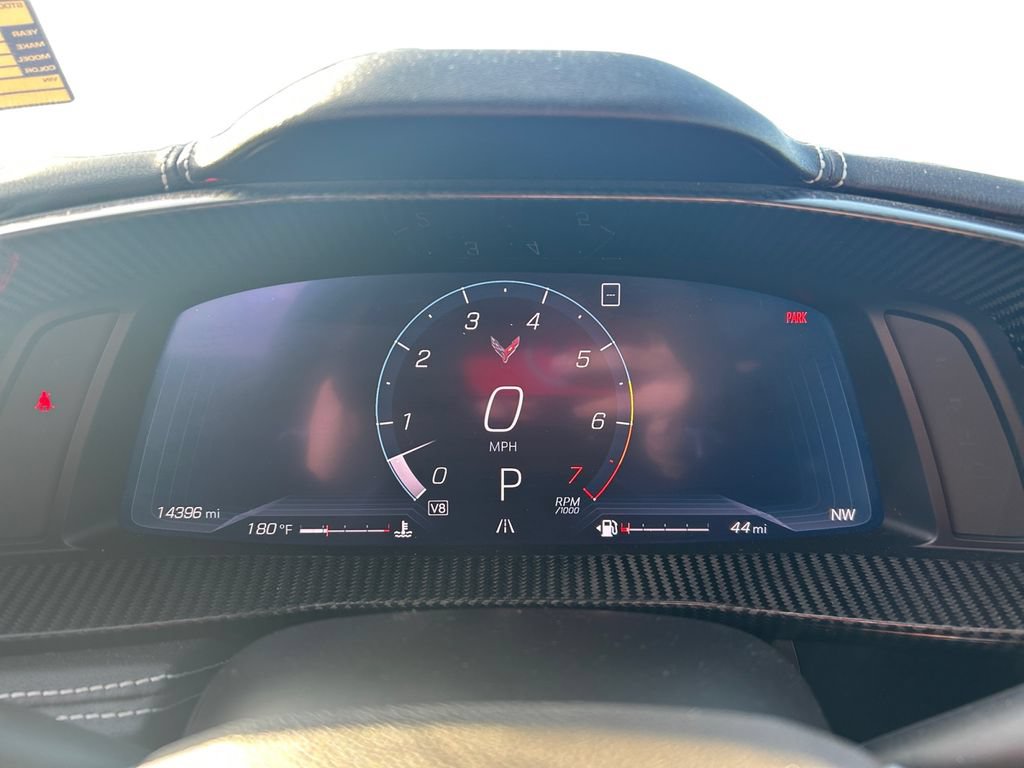 Used 2020 Chevrolet Corvette Stingray Preferred Cpe w/ 2LT Preferred Equipment Group RWD image 20