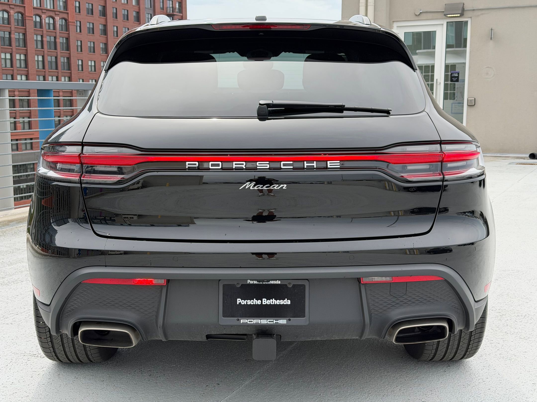 Certified 2026 Porsche Macan image 6