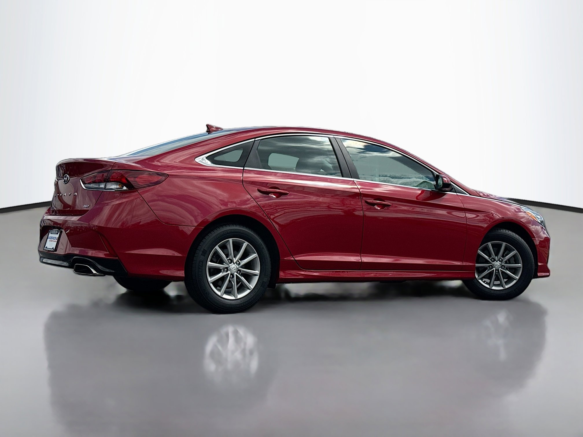 Used 2018 Hyundai Sonata ECO image 2