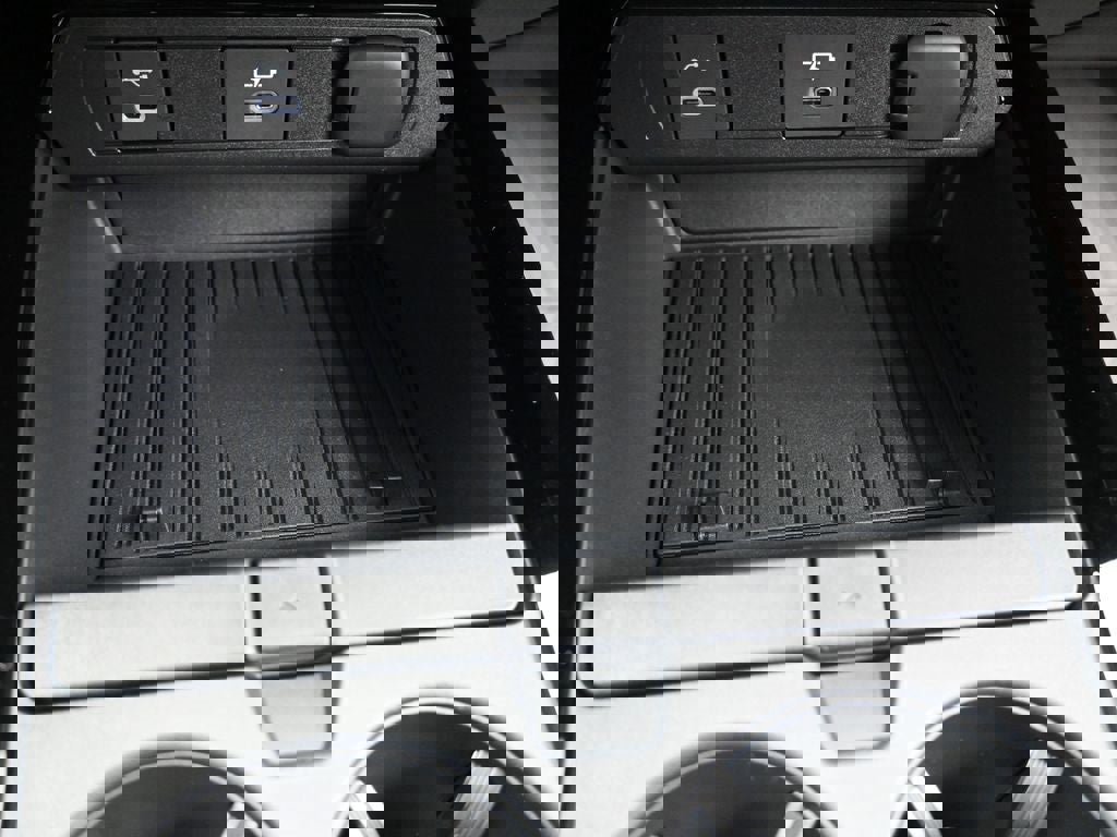 New 2026 Toyota Prius Plug-In Hybrid image 34