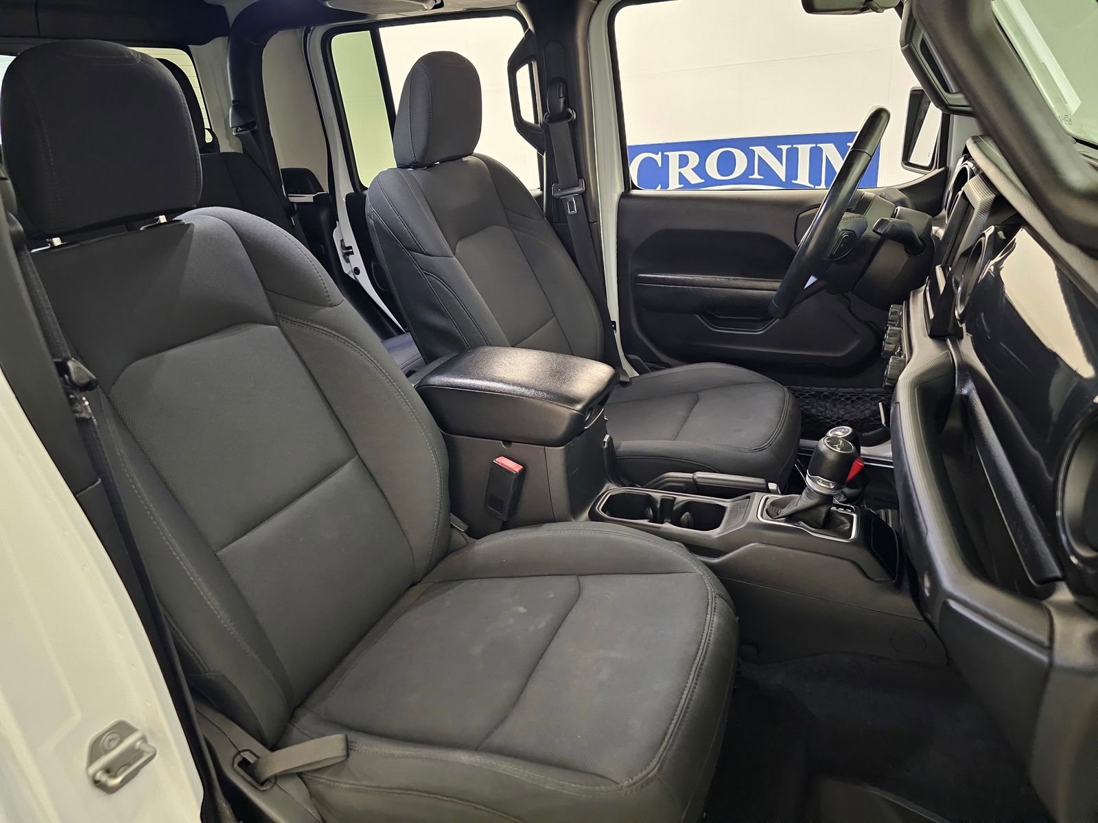 Used 2022 Jeep Gladiator Sport image 40