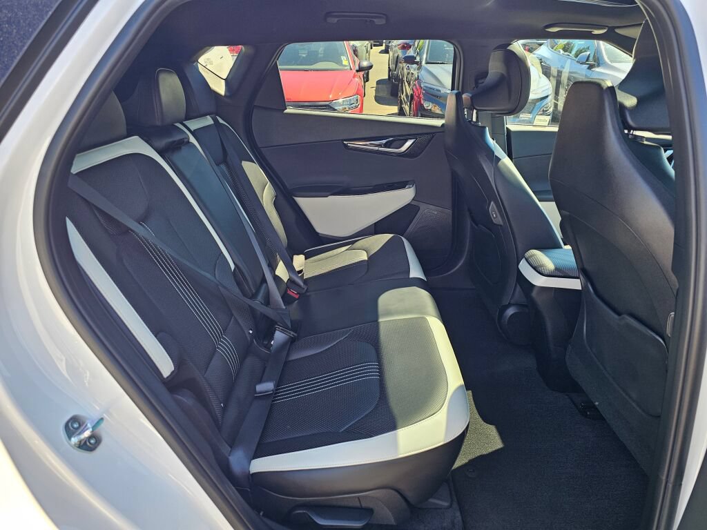 Certified 2024 Kia EV6 GT-Line AWD/4WD image 28