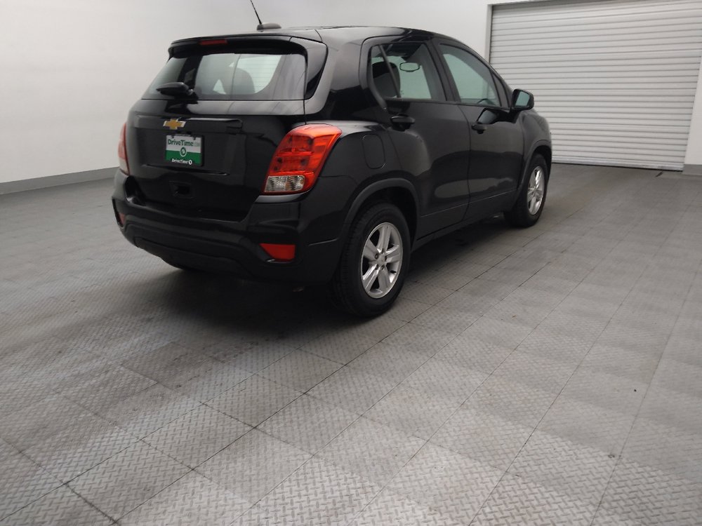 Used 2020 Chevrolet Trax LS FWD image 9