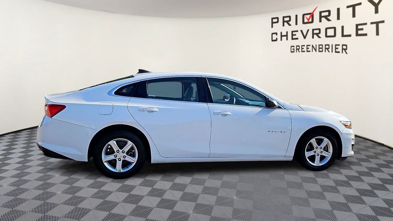 Used 2019 Chevrolet Malibu LS FWD image 9