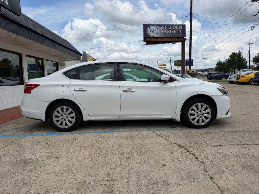 Used 2017 Nissan Sentra SV FWD image 4