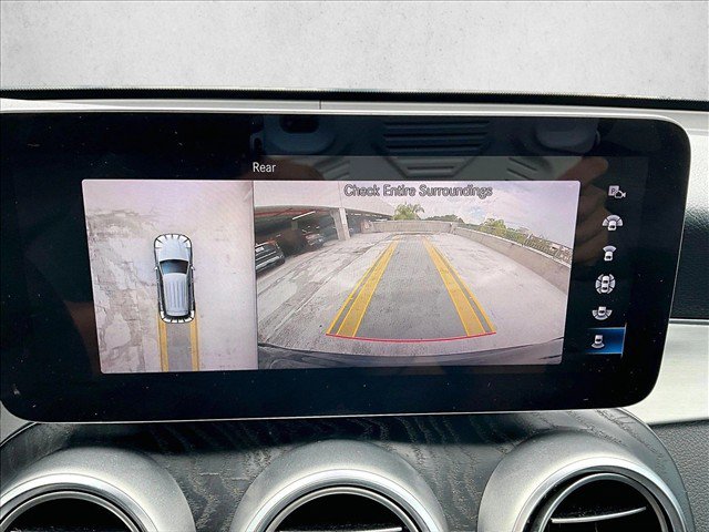 Used 2021 Mercedes-Benz GLC 300 image 23