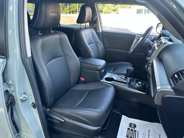 Used 2023 Toyota 4Runner TRD Sport AWD/4WD image 29