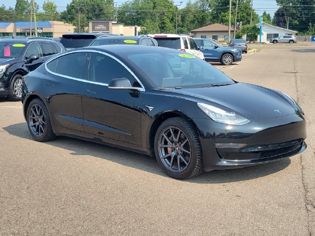 Used 2019 Tesla Model 3 Standard Range Plus RWD image 2