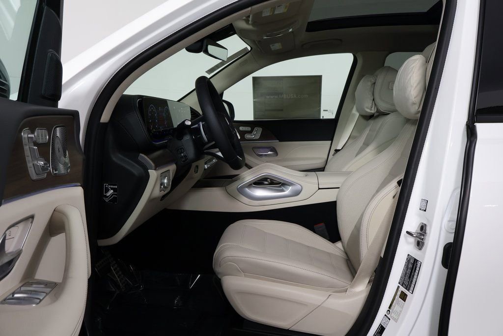 New 2026 Mercedes-Benz GLS 450 4MATIC image 5